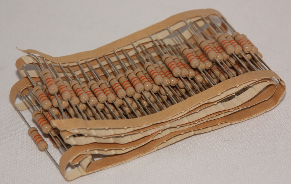 3R3 2W 5% Carbon Film Resistor (Small Body)